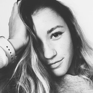 Meet your Posher, Elise